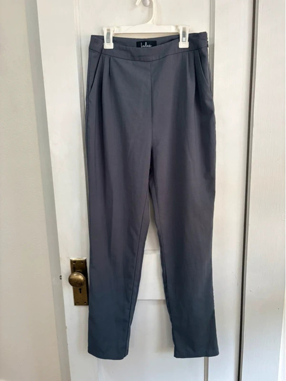 Lulu’s dress pants. US size M